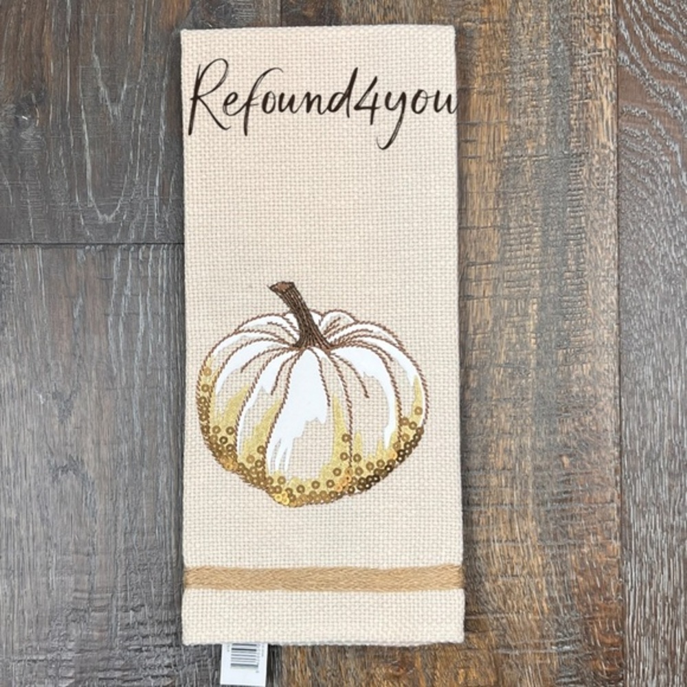 Sequins Embroidered Pumpkin Kitchen Towel (1). NWT. Firm!
